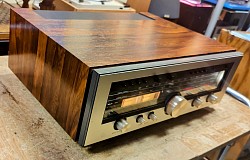 Luxman R-1050