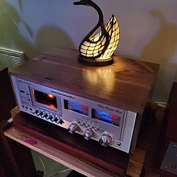 Marantz 5030B (shown with optional solid walnut cover)