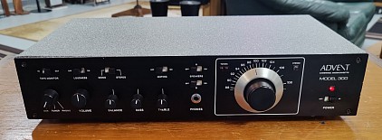 Advent Model 300