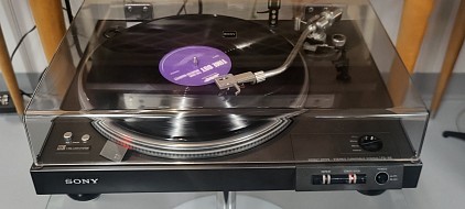 Sony PS-X6