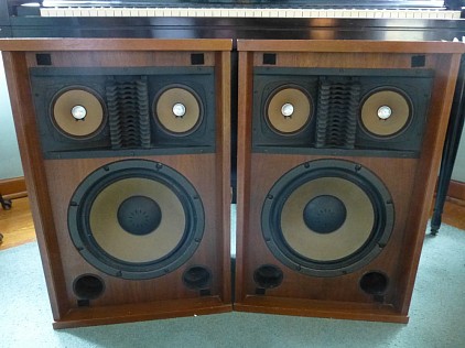 Sansui SP-2500