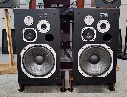 Pioneer HPM-900
