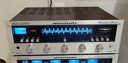 Marantz 2220B